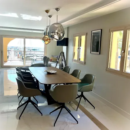 Apartman Captain's House