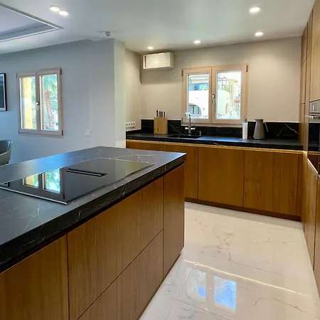 Apartman Captain's House *